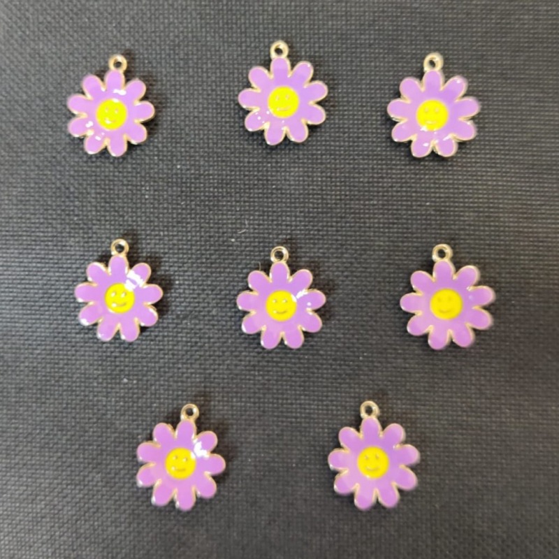 62282c5794e4b_1534_1811 Purple Flowers 2 Charm