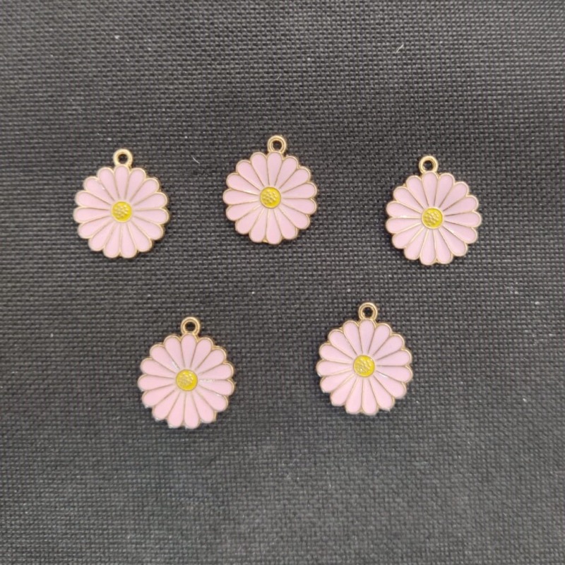 62282c5794e4b_1536_1812 Pink 2 Flowers 4 Charm