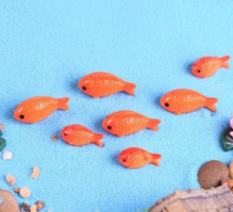 62282c5794e4b_7324_9348 1pc Big Fish Miniature - Image 1