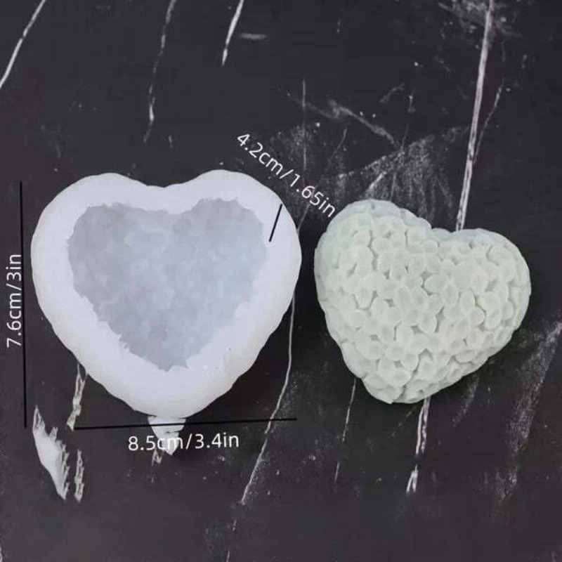 62282c5794e4b_8109_10178 3D Heart Plumeria Flower Candle Mold - Image 1