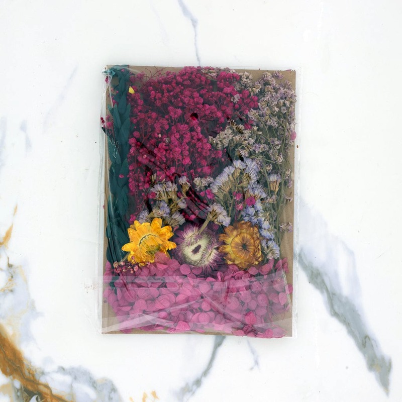62282c5794e4b_8184_10256 Dry Flower Big Packet - D029 - Image 1
